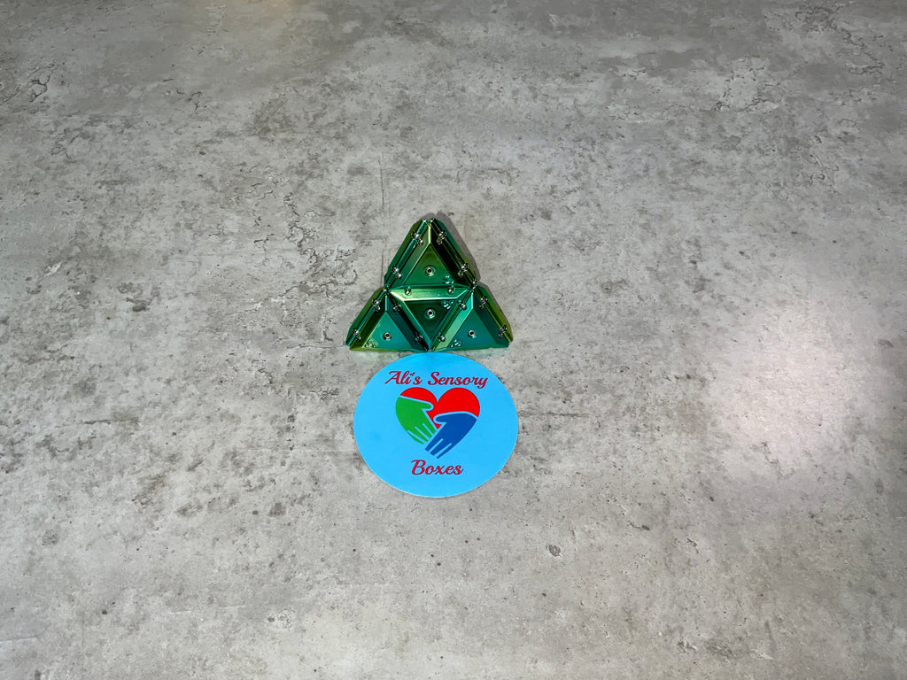 SPEKS Geode Magnetic Fidget Pyramid