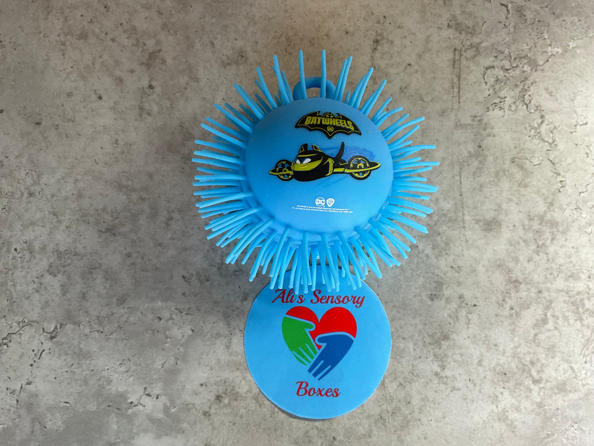 Light Up Jigggly Batwheels Ball