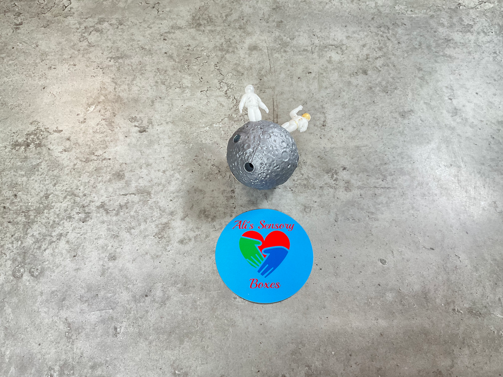 Stretchy Astronaut and Moon
