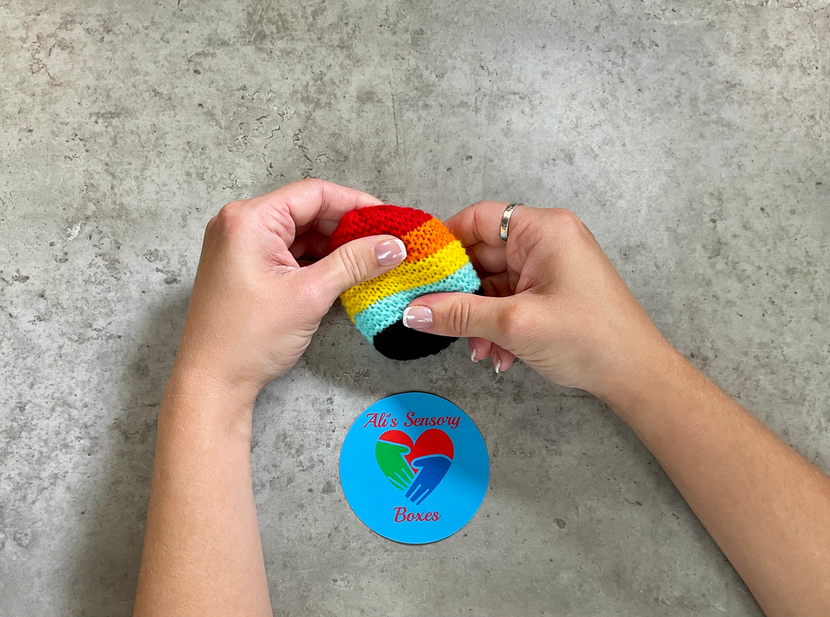Knitted Crunch Ball