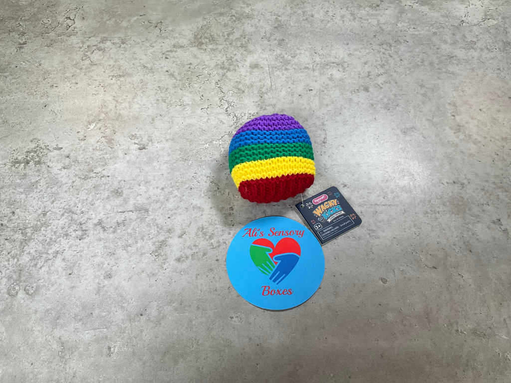 Knitted Crunch Ball