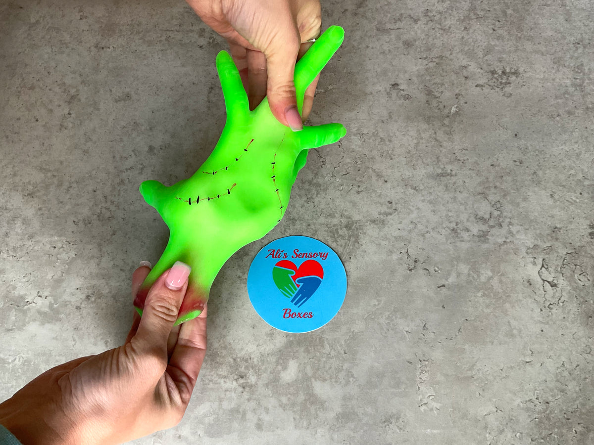 Scrunchems Monster Stretchy Hand